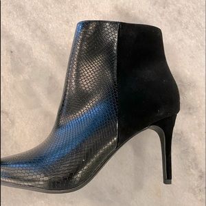 Women’s heeled ankle boots by Heart in D